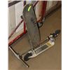 Image 1 : INFINITY SCOOTER AND SKATEBOARD.