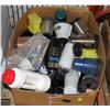 Image 1 : LARGE BOX OF COFFEE MUGS AND WATER BOTTLES