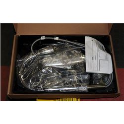 AMERICAN STANDARD KITCHEN FAUCET WITH PULL OUT