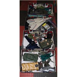 4 LARGE FLATS OF HASBRO GI JOE TOYS (1982-1984) -