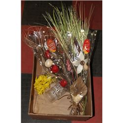 ASSORTMENT OF DRIED FLOWERS & TWO VASES