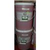 Image 1 : TWO 5 GALLON PAILS VERSA PRO CLEANER