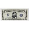 Image 3 : EIGHT 1934-C $5.00 SILVER CERTIFICATES