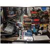 Image 2 : SHELF INCLUDING BOOKS (STEPHEN KING), VINYL RECORDS, FOG MACHINE, RECEIVER AND MORE