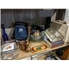 Image 1 : SHELF INCLUDING DISHWARE, DECOR AND MORE
