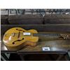 Image 1 : VINTAGE GUITAR