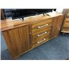 Image 2 : CHERRY 6' SOLID WOOD SIDE BOARD