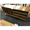 Image 2 : CHERRY 5' SOLID WOOD TV CONSOLE