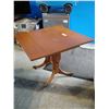 Image 2 : VINTAGE DUNCAN PHYFE DROP LEAF TABLE