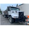 Image 2 : 2005 VOLVO VHD64, DUMP TRUCK, WHITE, VIN # 4V5KC9GH65N391987