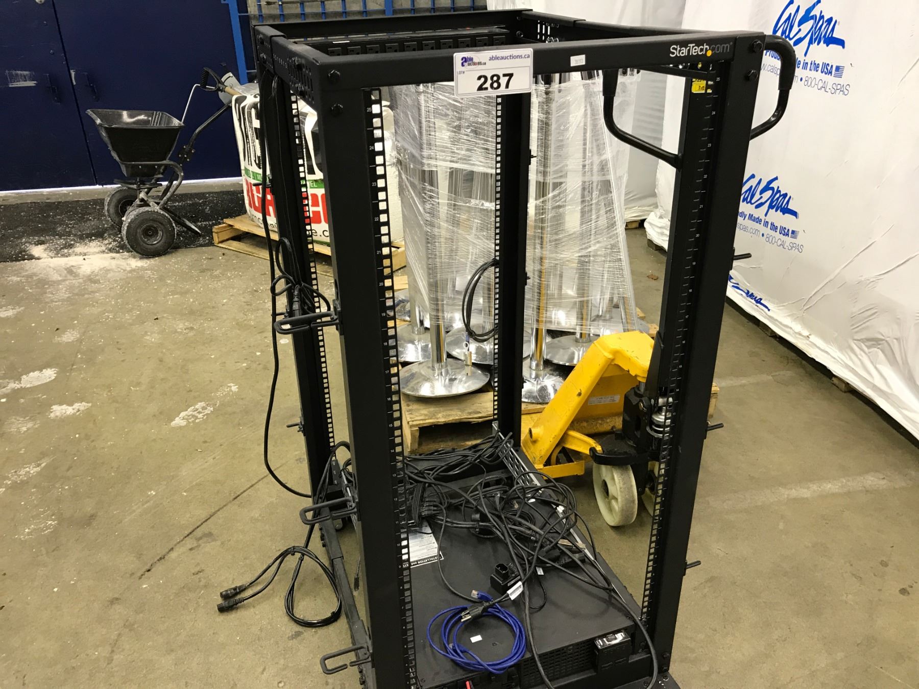 STARTECH 25U MOBILE SERVER RACK WITH UPS BATTERY BACKUP UNIT, AND ...