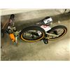 Image 1 : HUFFY KIDS BIKE