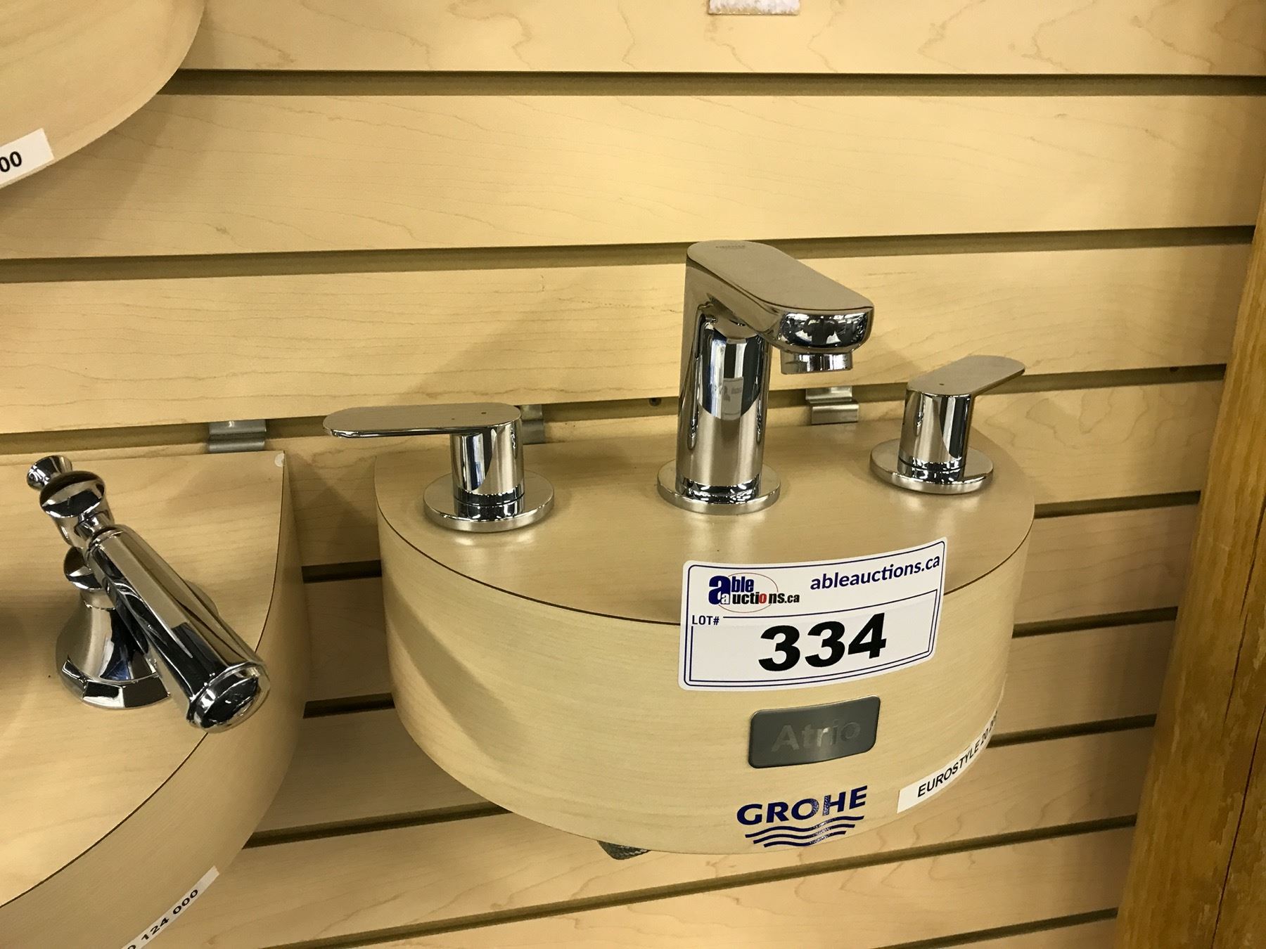 GROHE 2 LEVER BATHROOM TAP (DISPLAY UNIT)