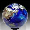 Image 2 : Lundberg Studios 2004 Worldweight Paperweight