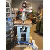 Image 1 : Delta Industrial Router Table with tools 550v