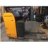 Image 1 : 2007 pallet truck Low hours