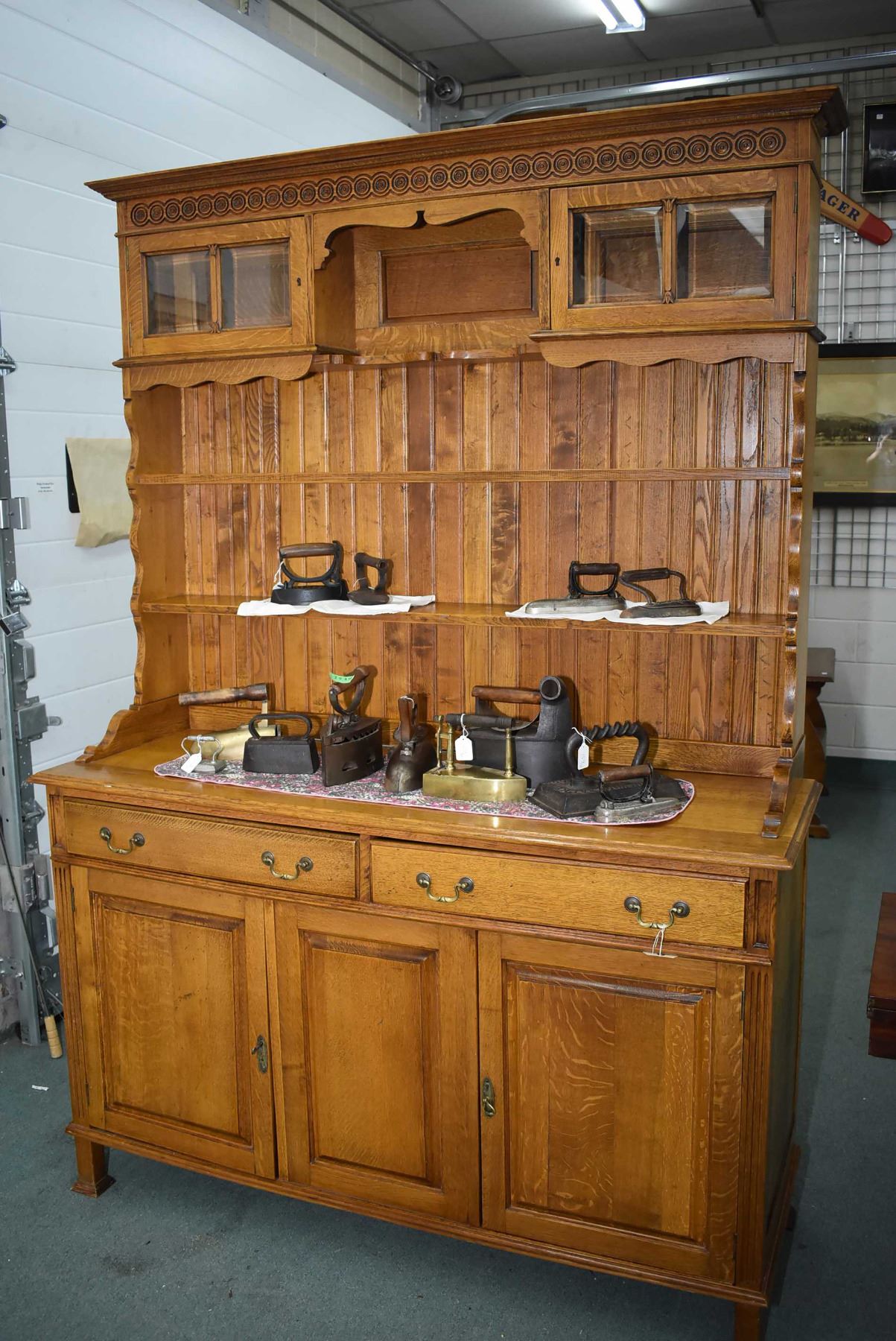 Antique Quarter Cut Oak Welsh Dresser With Two Bevelled Glass