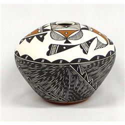Acoma Fine Line Pottery Seed Jar, Roberta Howeya