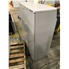 Image 2 : 41" x 19.5" x 54" 4 Drawer Cabinet