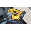 Image 2 : DeWalt DW933 Cordless Variable Speed Jig Saw w/ Charger & Case