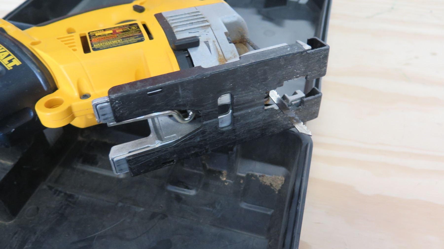 DeWalt DW933 Cordless Variable Speed Jig Saw w/ Charger & Case - Oahu