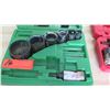 Image 2 : Greenlee 830 Variable Pitch Hole Saw Kit & Hold Kit w/ Case