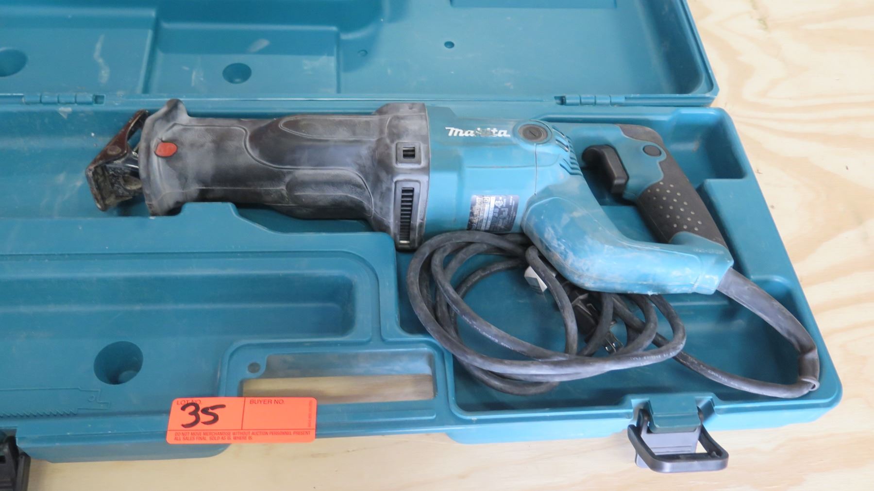 Makita reciprocating saw case only Clearance