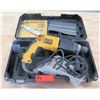 Image 1 : DeWalt 566 7/8" SDS Type 3 120V Corded Rotary Hammer in Case