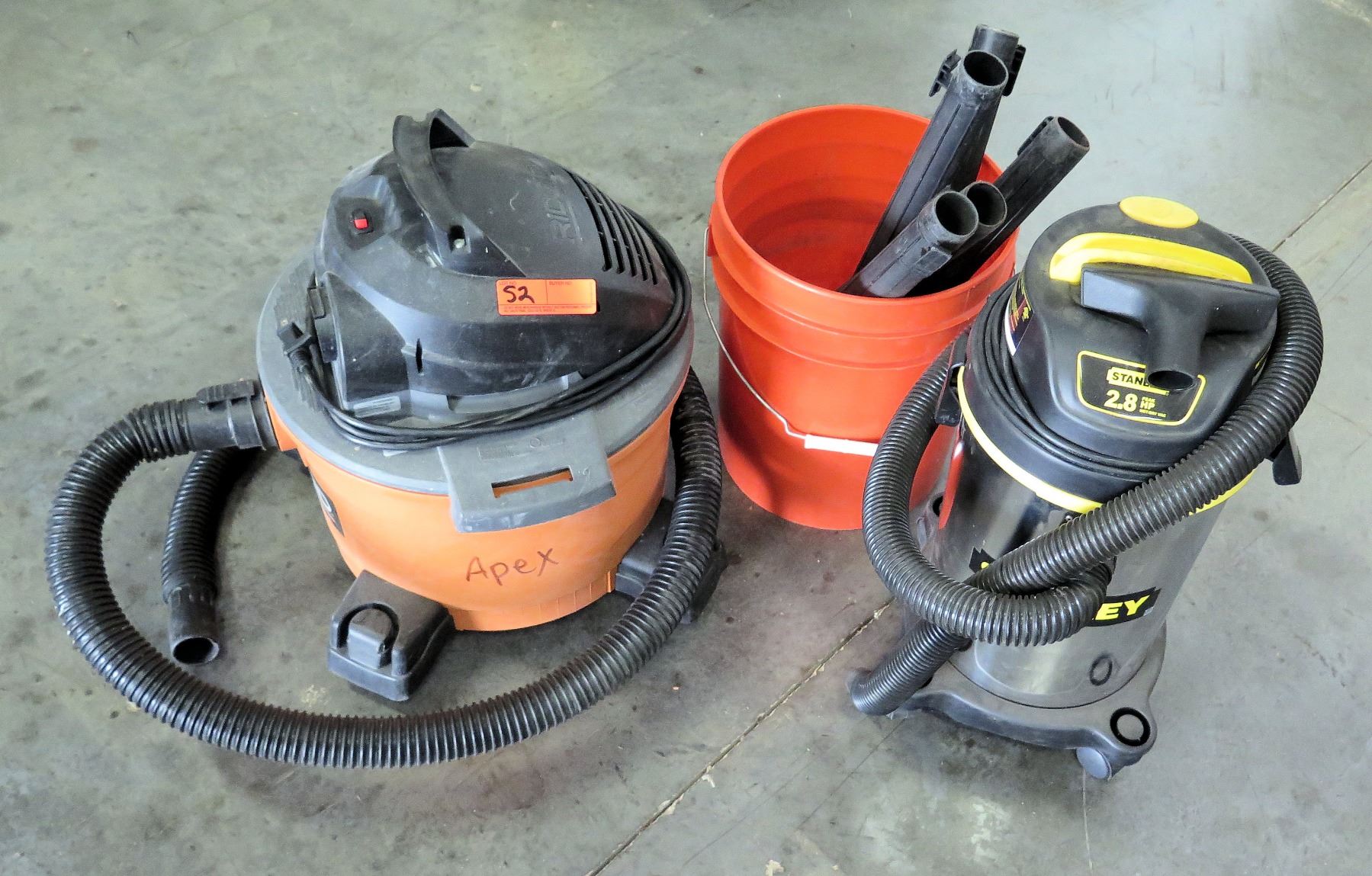 Qty 2 Shop Vacuums & Attachments Stanley & Ridged