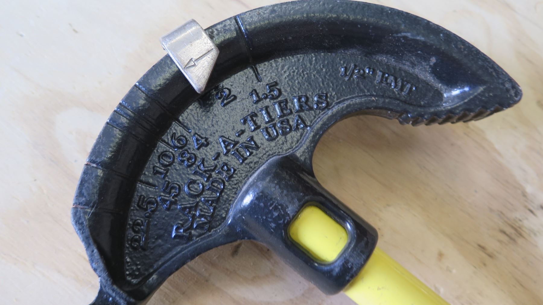 Rack-A-Tiers Portable Pipe Conduit Tube Bender Tool