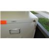 Image 2 : Vertical Beige Metal 4 Drawer Filing Cabinet w/ Lock & Key