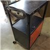 Image 3 : BLACK METAL ROLING CART W/ POWER