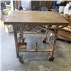 Image 2 : METAL WORKSTATION ON WHEELS