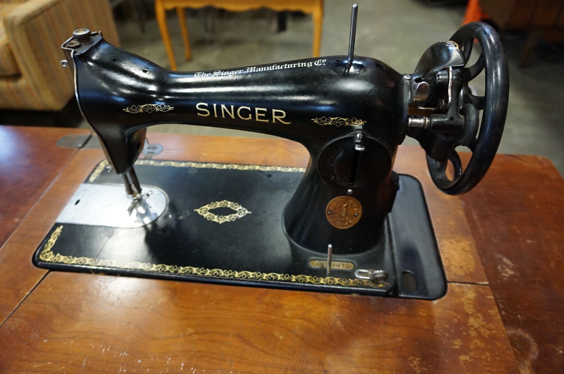 Singer Treadle Sewing Machine Singer treadle sewing machine for sale