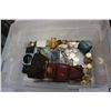Image 1 : SMALL CLEAR TOTE OF COLLECTIBLES AND WORLD COINS