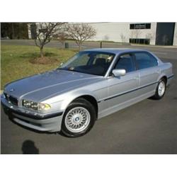 2001 BMW 740iL