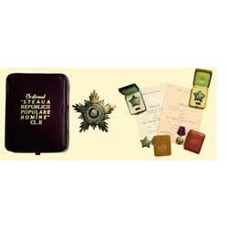Medals Romania GROUP OF AWARDS AND DOCUMENTS OF A