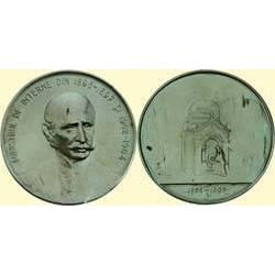 Medals Romania COMMEMORATIVE MEDAL FOR POLITICIAN