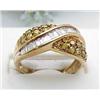 Image 1 : Lady's 10kt yellow gold ring with baguette diamon