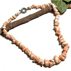NATURAL SEA SHELL GEMSTONE NECKLACE