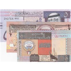 Mix Lot, 3 banknotes in whole UNC conditionbr/Jordan Half Dinar, Kuwait Quarter Dinar, Suudi Arabian