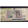 Image 1 : Great Britain, 5 Pounds, 1996, UNC, pCS5, FOLDERbr/serial number: HM70 000850, Queen's 70th birthday