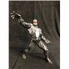 Image 1 : COLLECTIBLE 12" VENOM STATUE