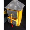 Image 2 : COLLECTIBLE FOLK ART LOT