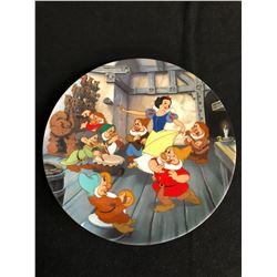 "THE DANCE OF SNOW WHITE & THE SEVEN DWARFS" LIMITED EDITION COLLECTOR PLATE