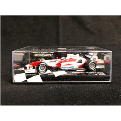 1:43 MINICHAMPS PANASONIC TOYOTA RACING T4104 O. PANIS