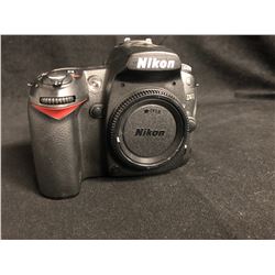 NIKON D90 DIGITAL CAMERA