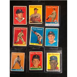 VINTAGE BASEBALL CARD LOT