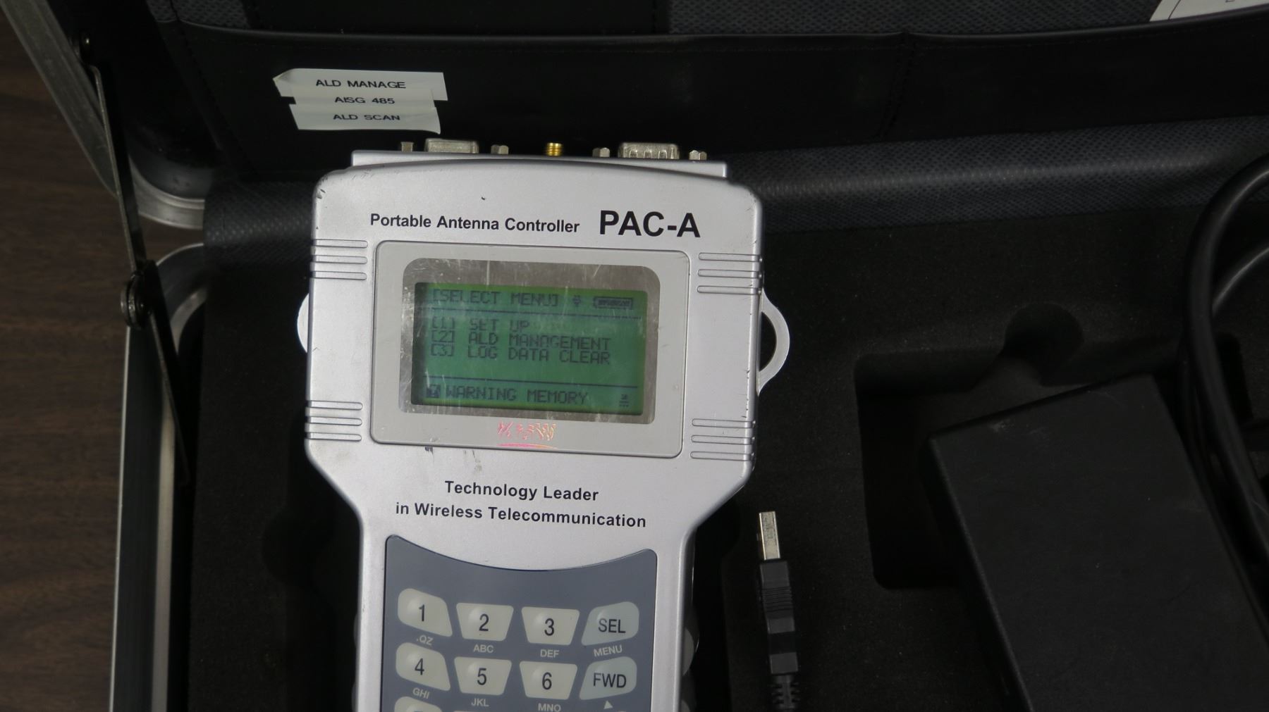 KMW PAC-A with OOK Portable Antenna RET Controller Bundle in Case