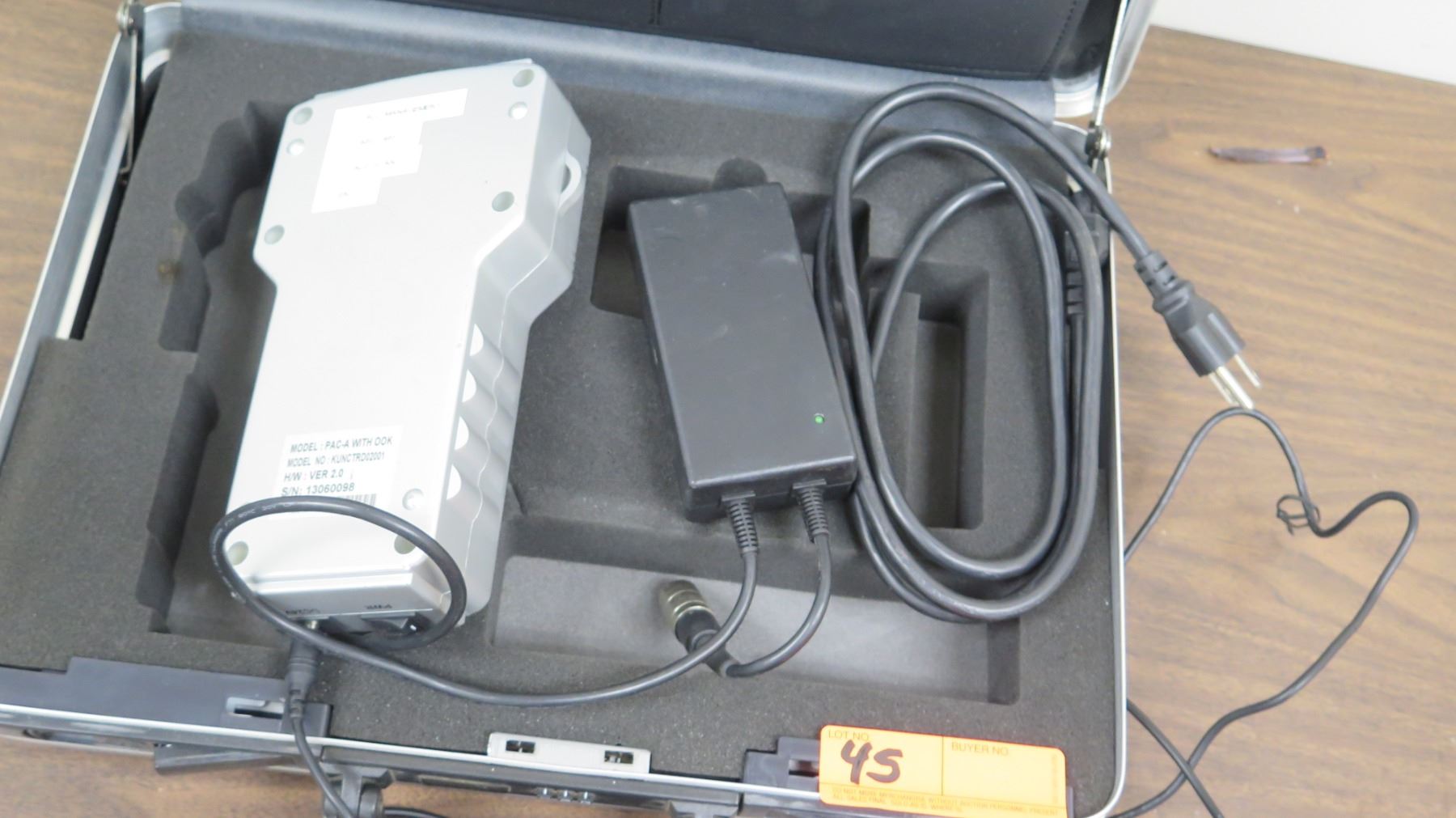 KMW PAC-A with OOK Portable Antenna RET Controller Bundle in Case